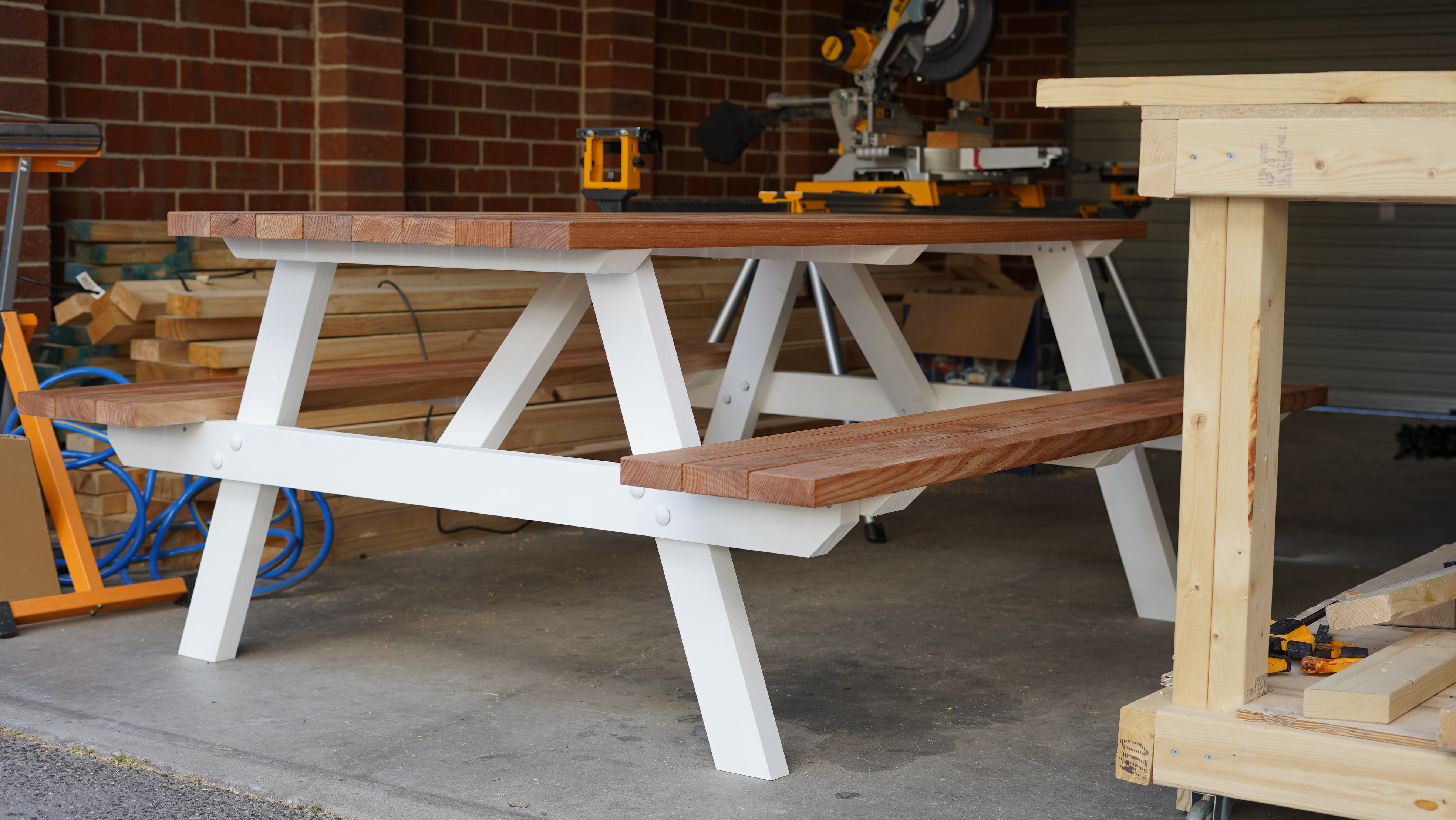 Classic Picnic Table (A)