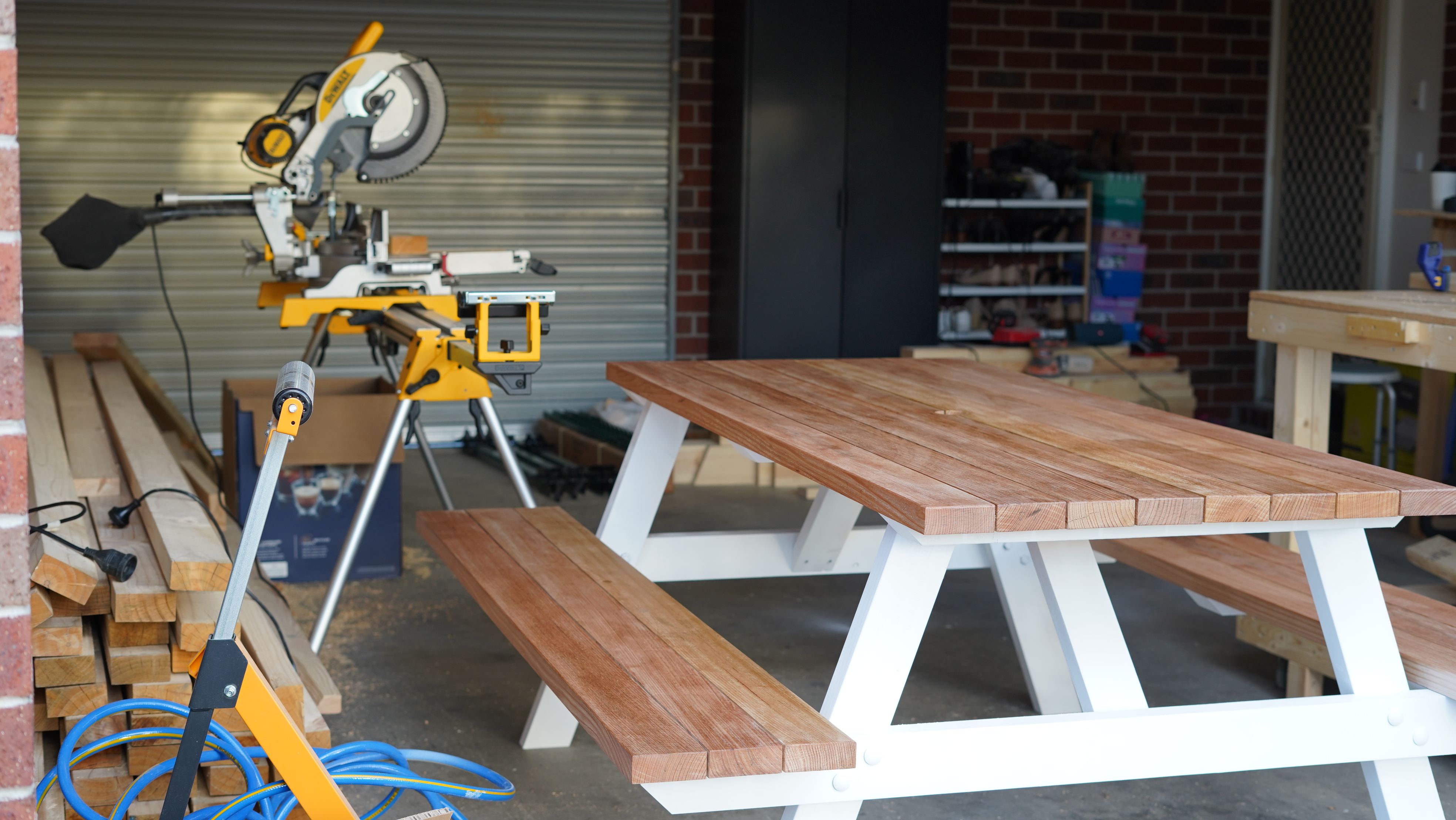 Classic Picnic Table (A)