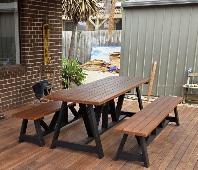 VIVA outdoor dining set